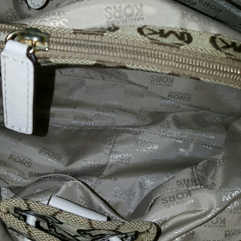 Michael Kors Brown and White Hobo Bag - Picture 5 of 7